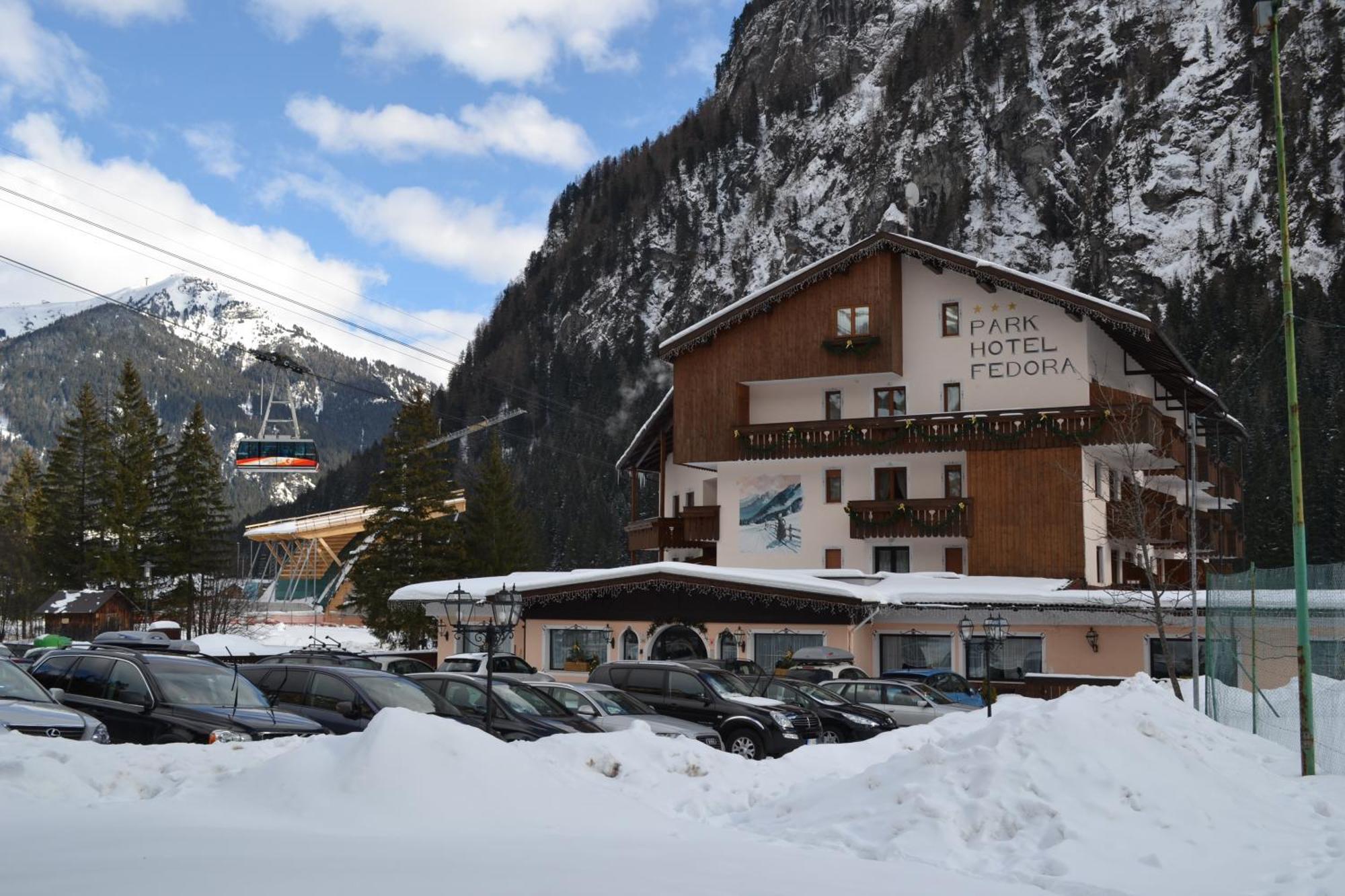 Parkhotel Fedora Campitello di Fassa Exterior foto