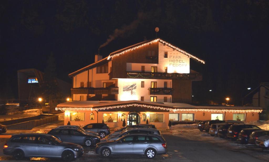 Parkhotel Fedora Campitello di Fassa Exterior foto